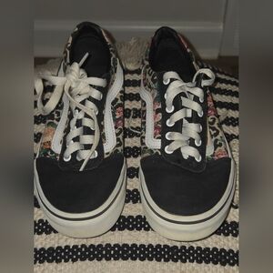 Girl's Leopard Vans Shoes Size 2